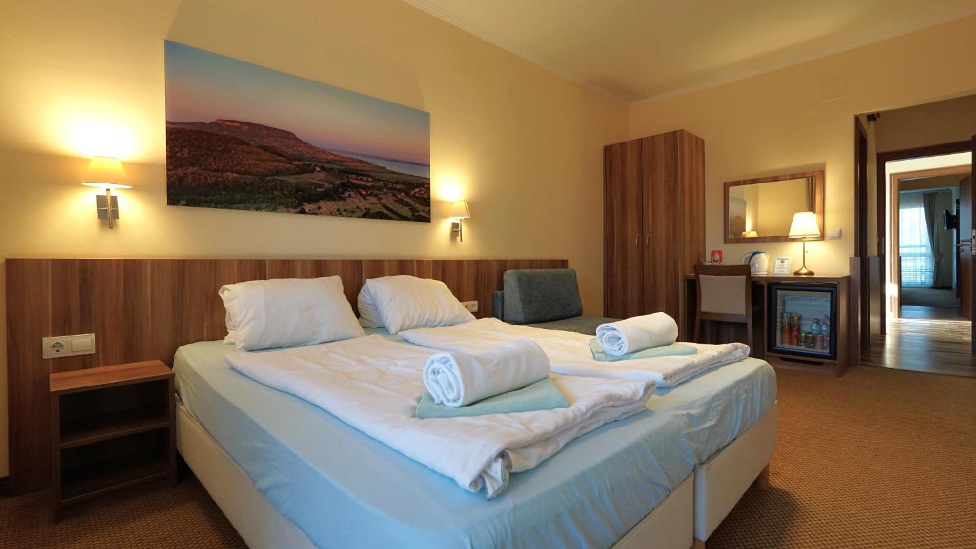 Balaton Colors Beach Hotel Siófok Eksteriør bilde