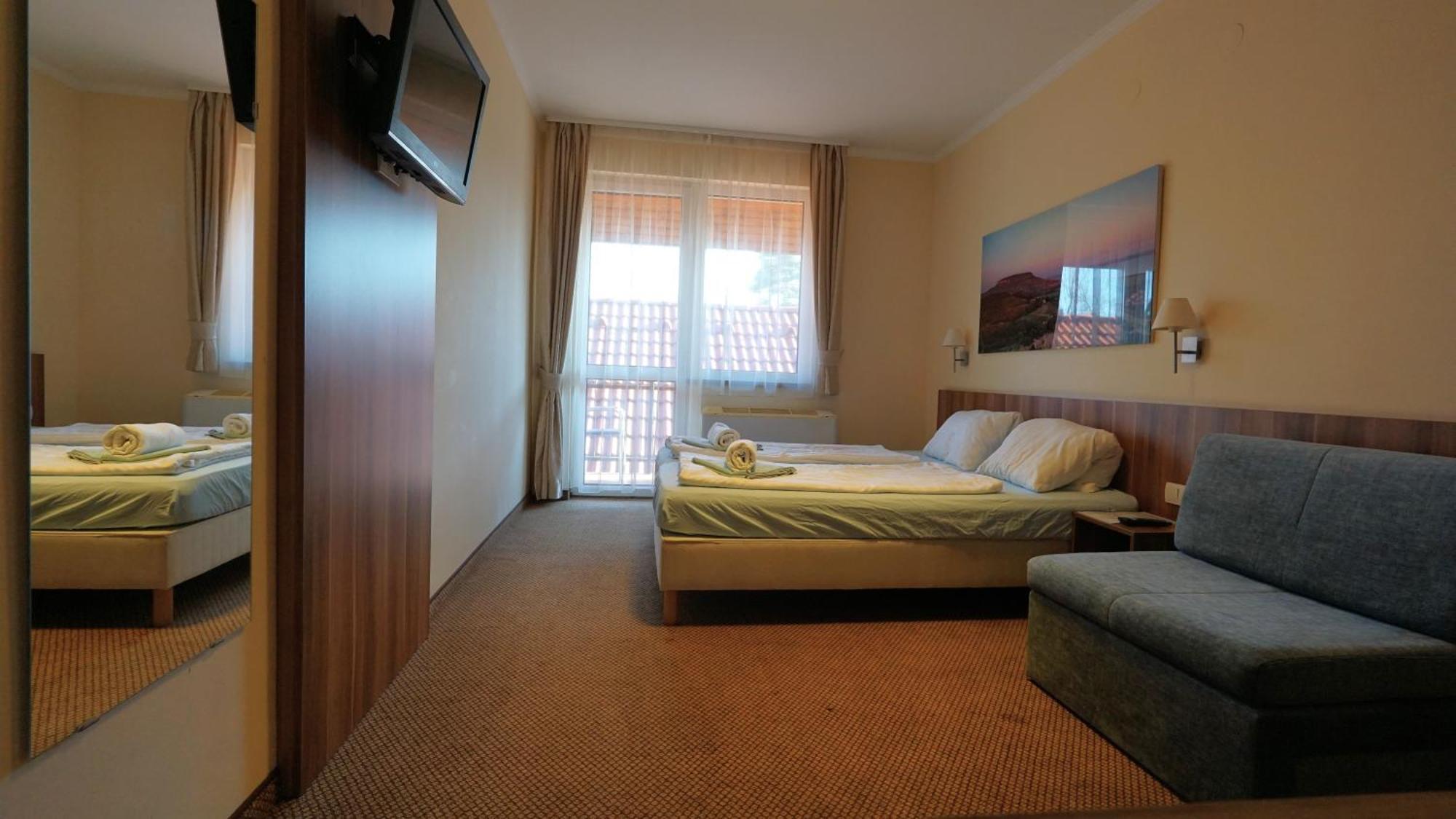 Balaton Colors Beach Hotel Siófok Eksteriør bilde