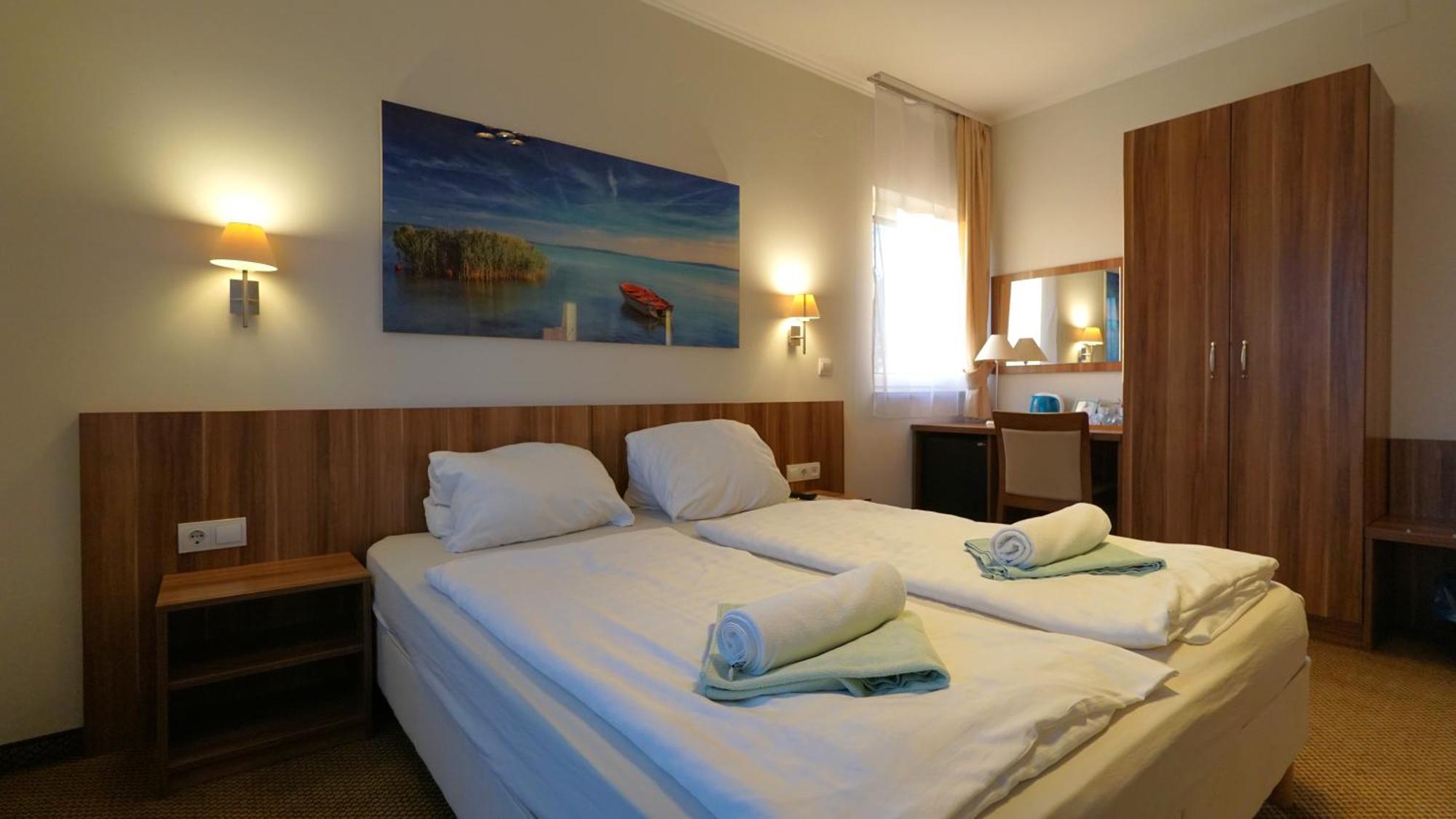Balaton Colors Beach Hotel Siófok Eksteriør bilde