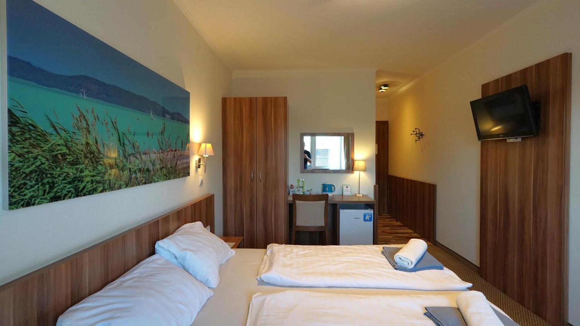 Balaton Colors Beach Hotel Siófok Eksteriør bilde